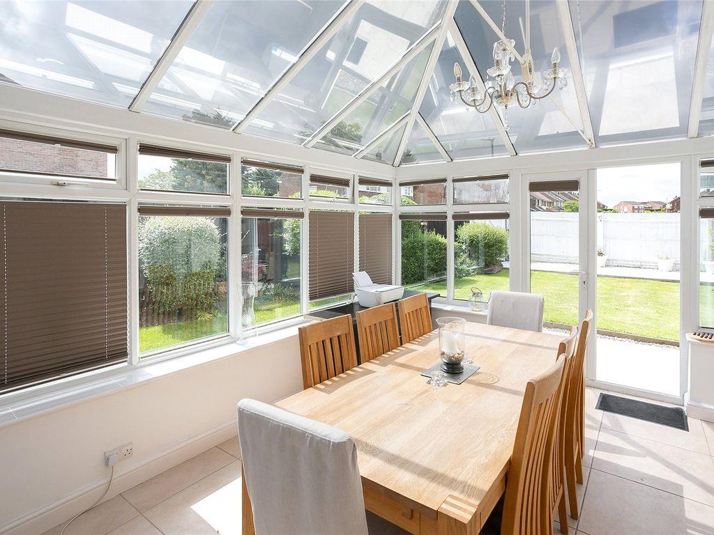 Farm Way, Bushey